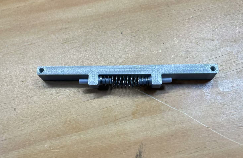 自己动手制作一个金属的带差速器的可转向的遥控玩具车