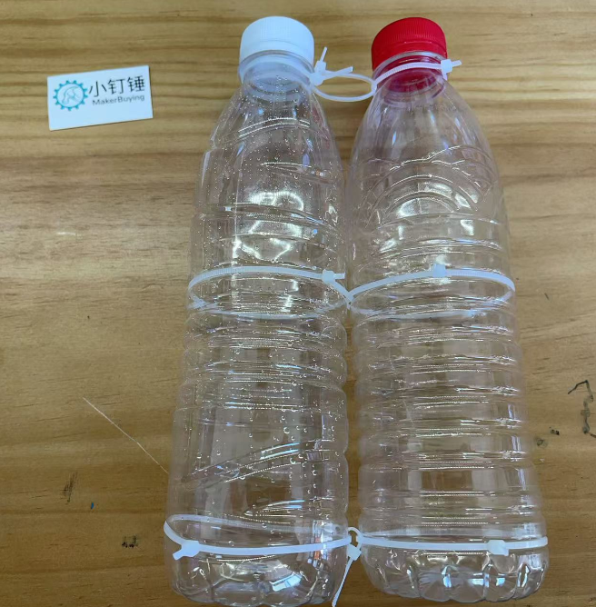 如何用矿泉水瓶制作一个风动力遥控双桨船?